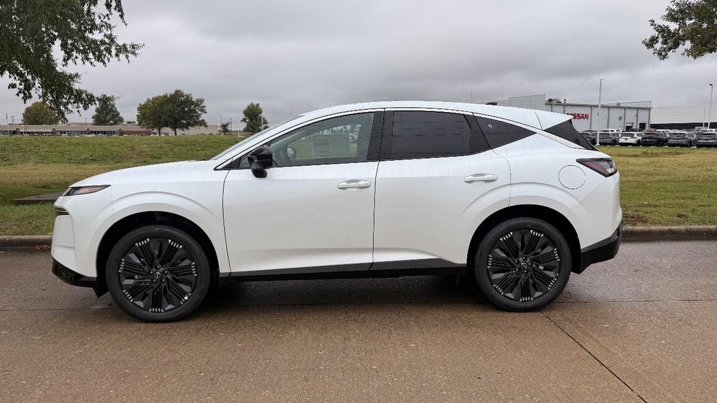 Nissan Murano Vehicle Full-screen Gallery Image 34