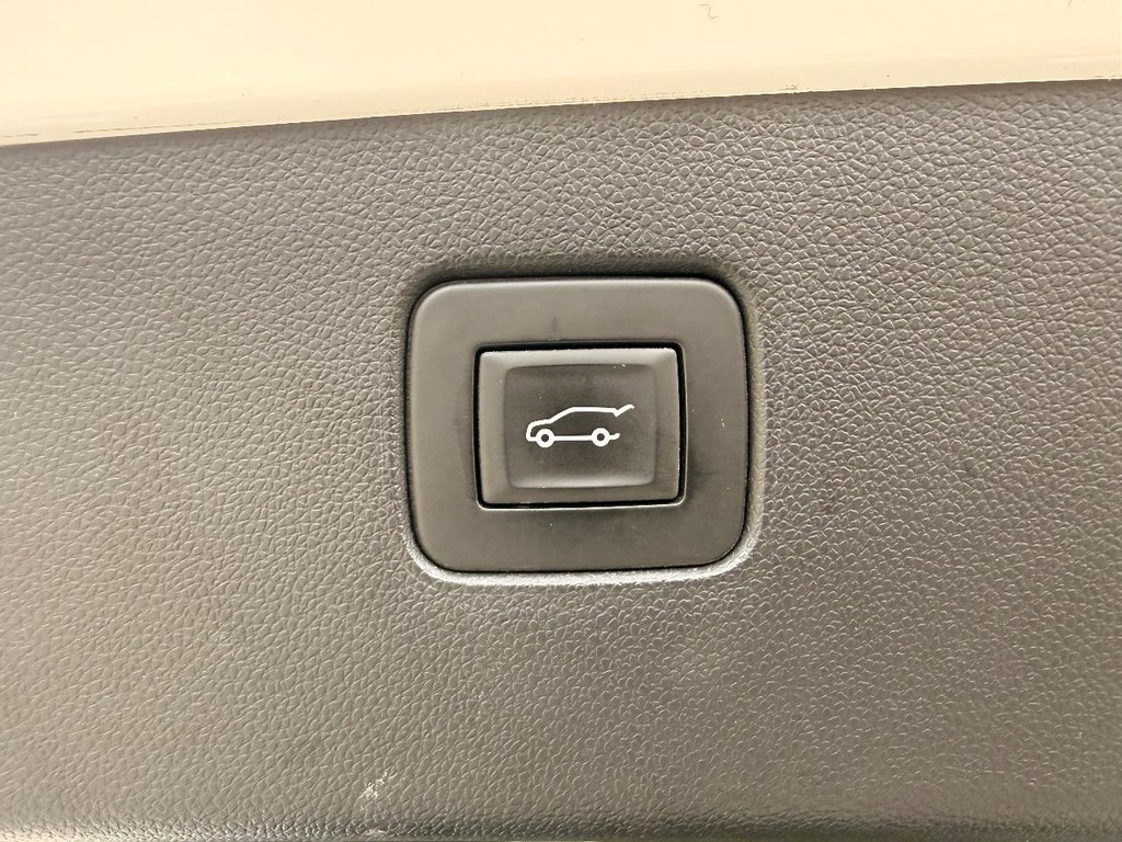 Buick Envista Vehicle Full-screen Gallery Image 20