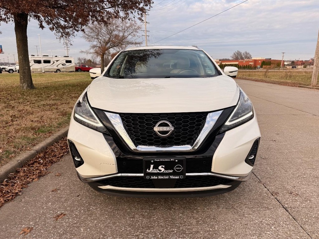 Nissan Murano Vehicle Full-screen Gallery Image 30