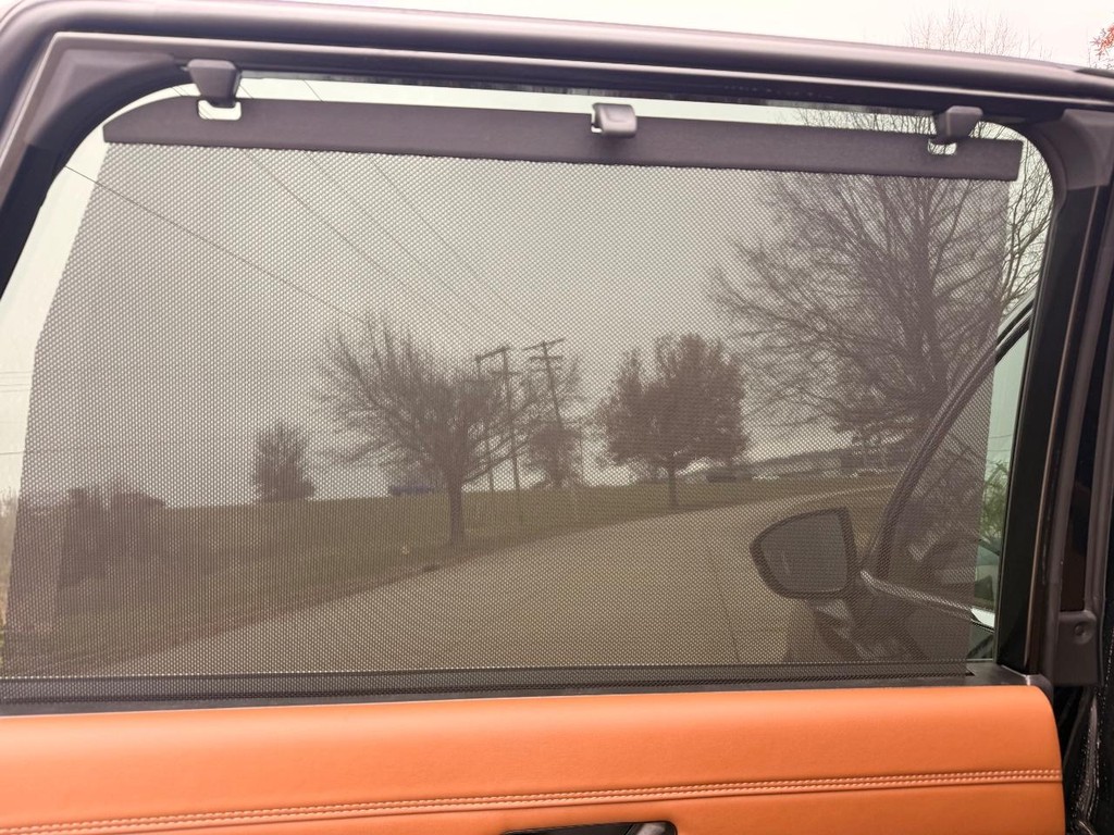 Nissan Pathfinder Vehicle Full-screen Gallery Image 20