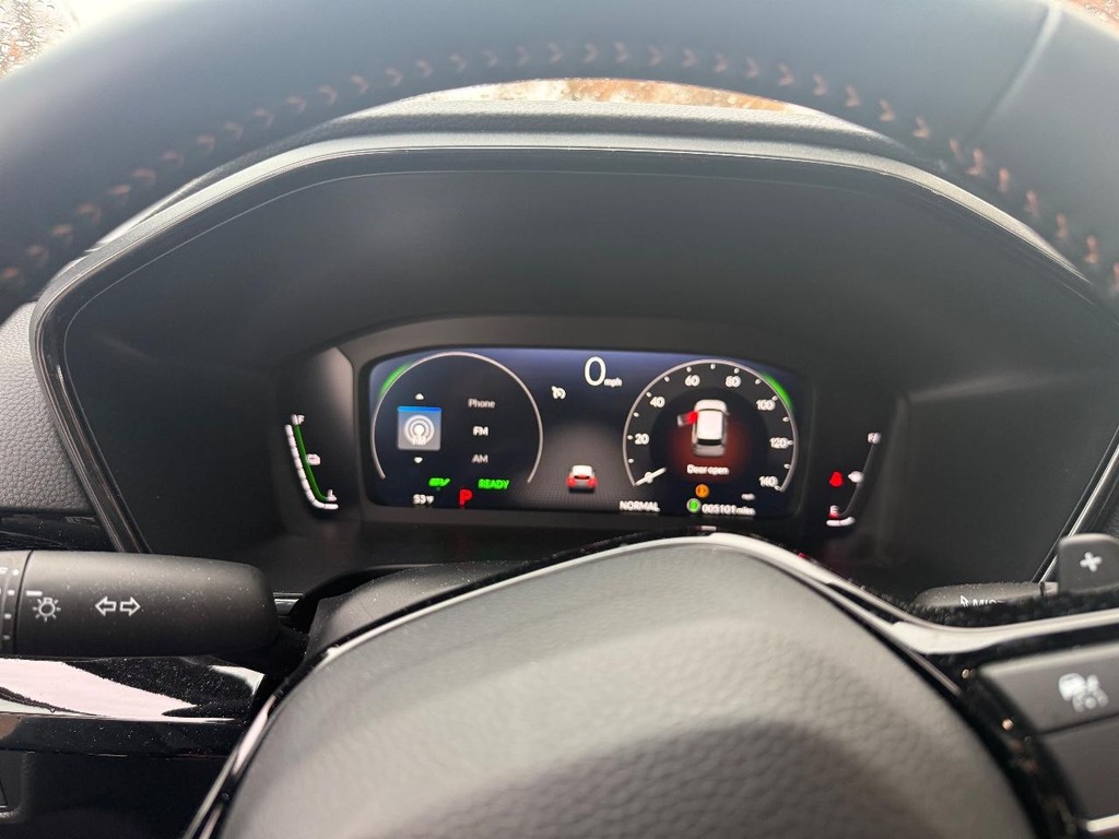 Honda CR-V Hybrid Vehicle Full-screen Gallery Image 08