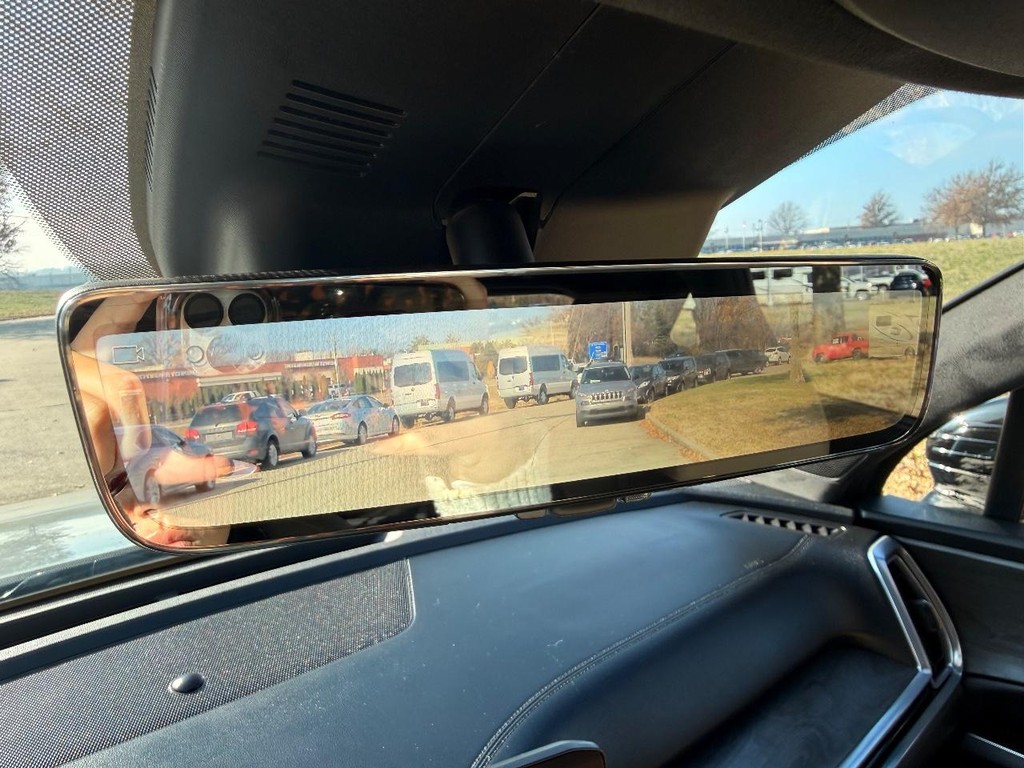 Kia Sorento Vehicle Full-screen Gallery Image 08