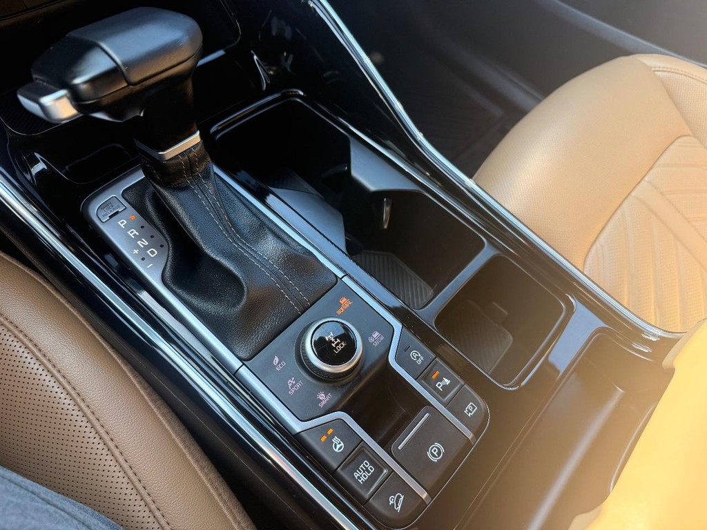 Kia Sorento Vehicle Full-screen Gallery Image 10