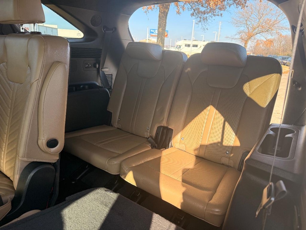 Kia Sorento Vehicle Full-screen Gallery Image 20