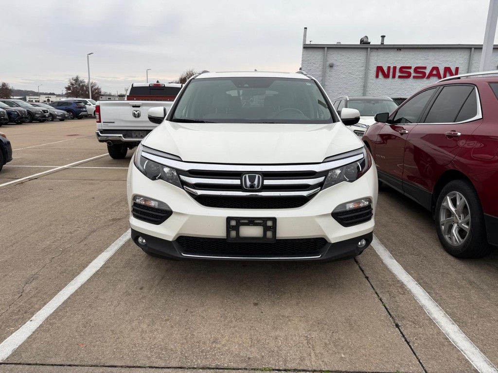 Honda Pilot Vehicle Full-screen Gallery Image 02