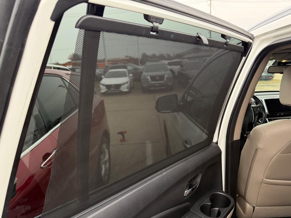 Honda Pilot Vehicle Full-screen Gallery Image 12