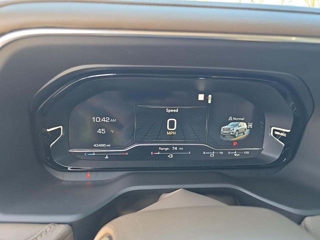 GMC Yukon XL Vehicle Full-screen Gallery Image 08