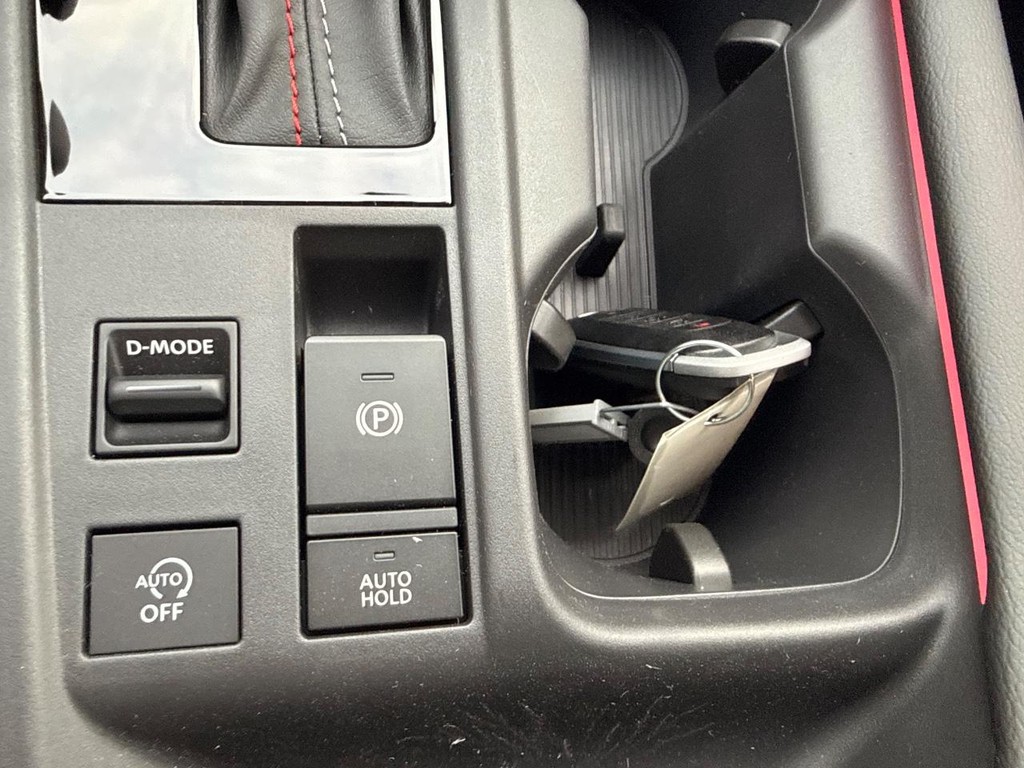 Nissan Sentra Vehicle Full-screen Gallery Image 19