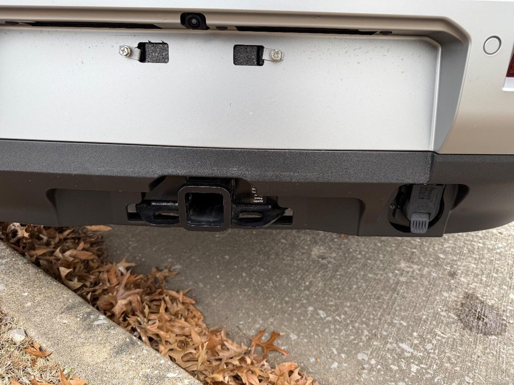 Nissan Pathfinder Vehicle Full-screen Gallery Image 10