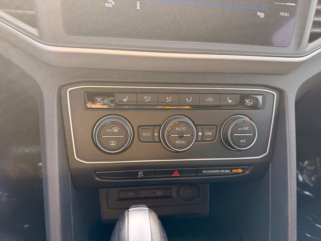 Volkswagen Atlas Vehicle Full-screen Gallery Image 07