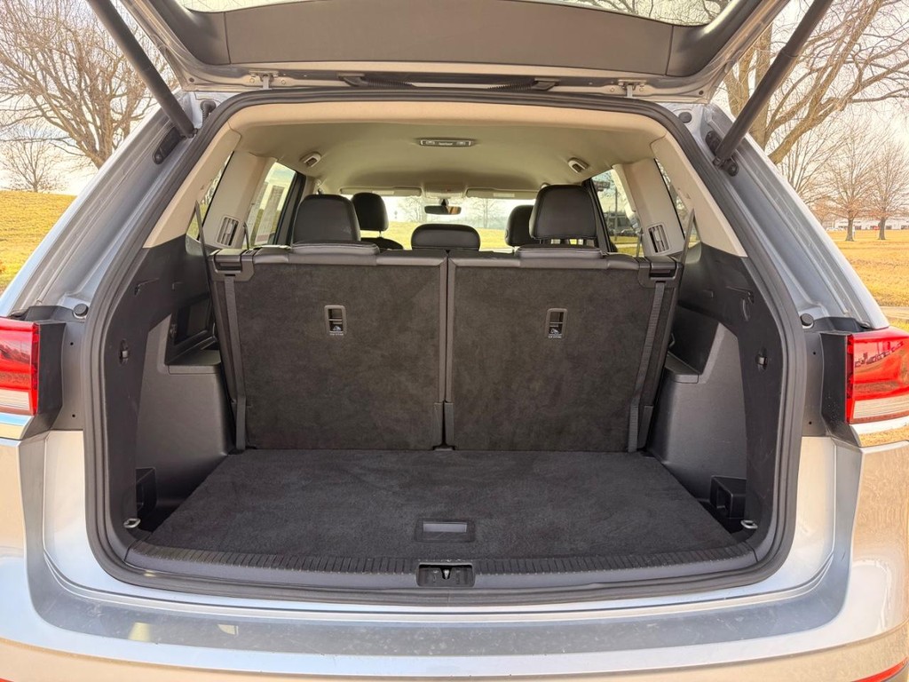 Volkswagen Atlas Vehicle Full-screen Gallery Image 26