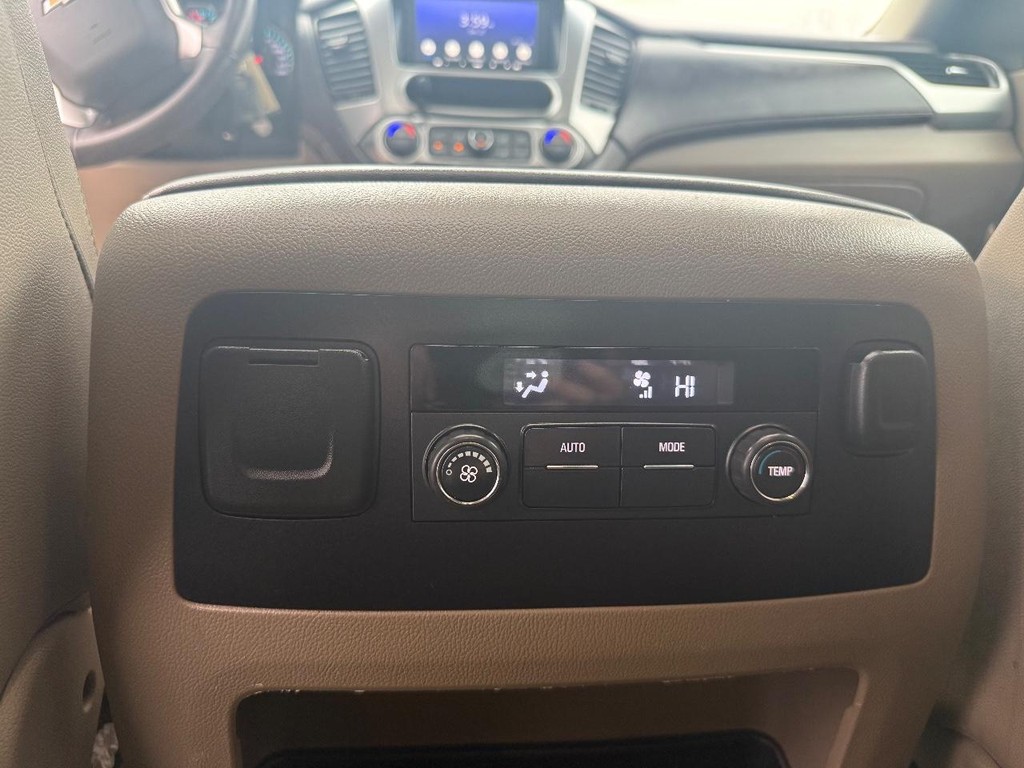 Chevrolet Tahoe Vehicle Full-screen Gallery Image 13