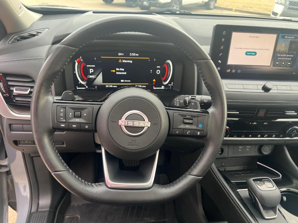 Nissan Rogue Vehicle Full-screen Gallery Image 21