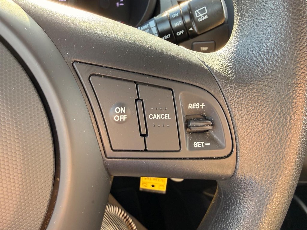 Kia Soul Vehicle Full-screen Gallery Image 04