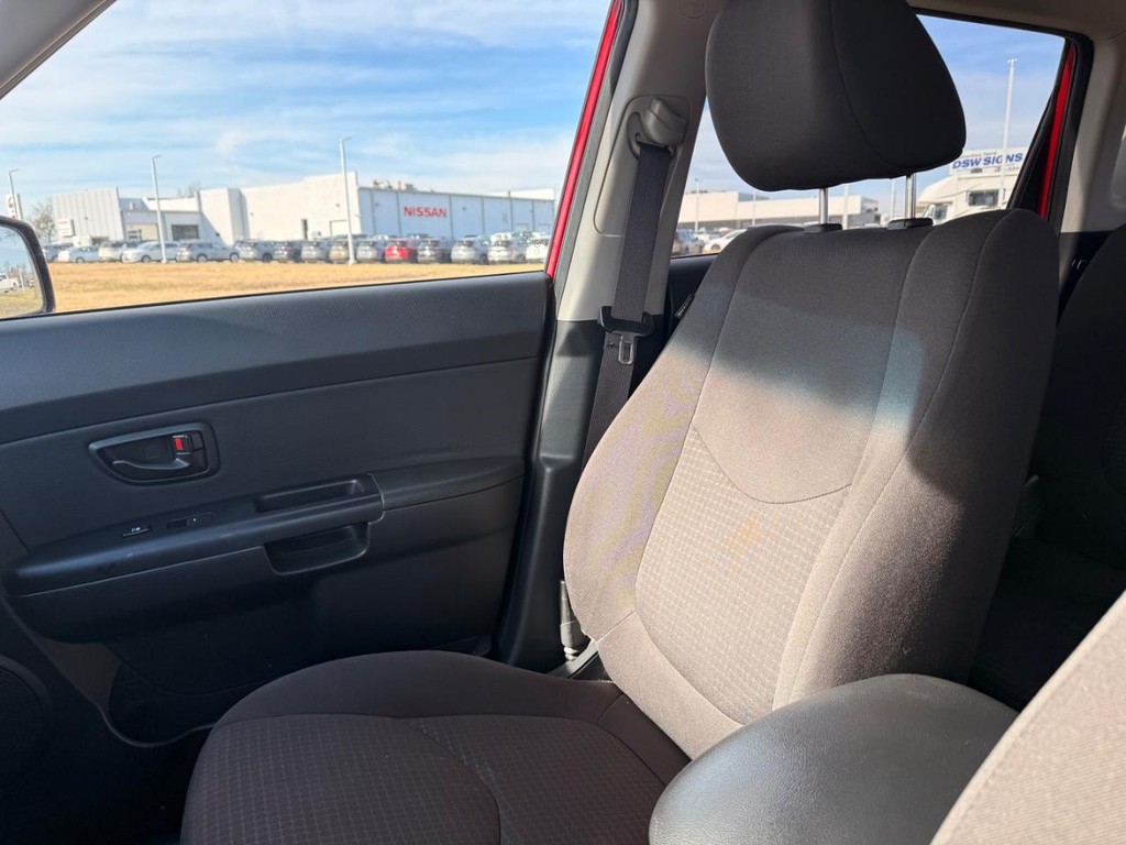 Kia Soul Vehicle Full-screen Gallery Image 07