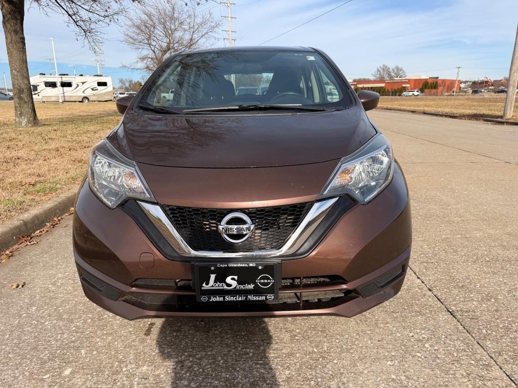 Nissan Versa Note Vehicle Full-screen Gallery Image 16