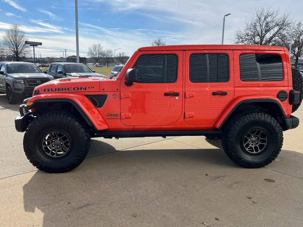 Jeep Wrangler Vehicle Full-screen Gallery Image 06