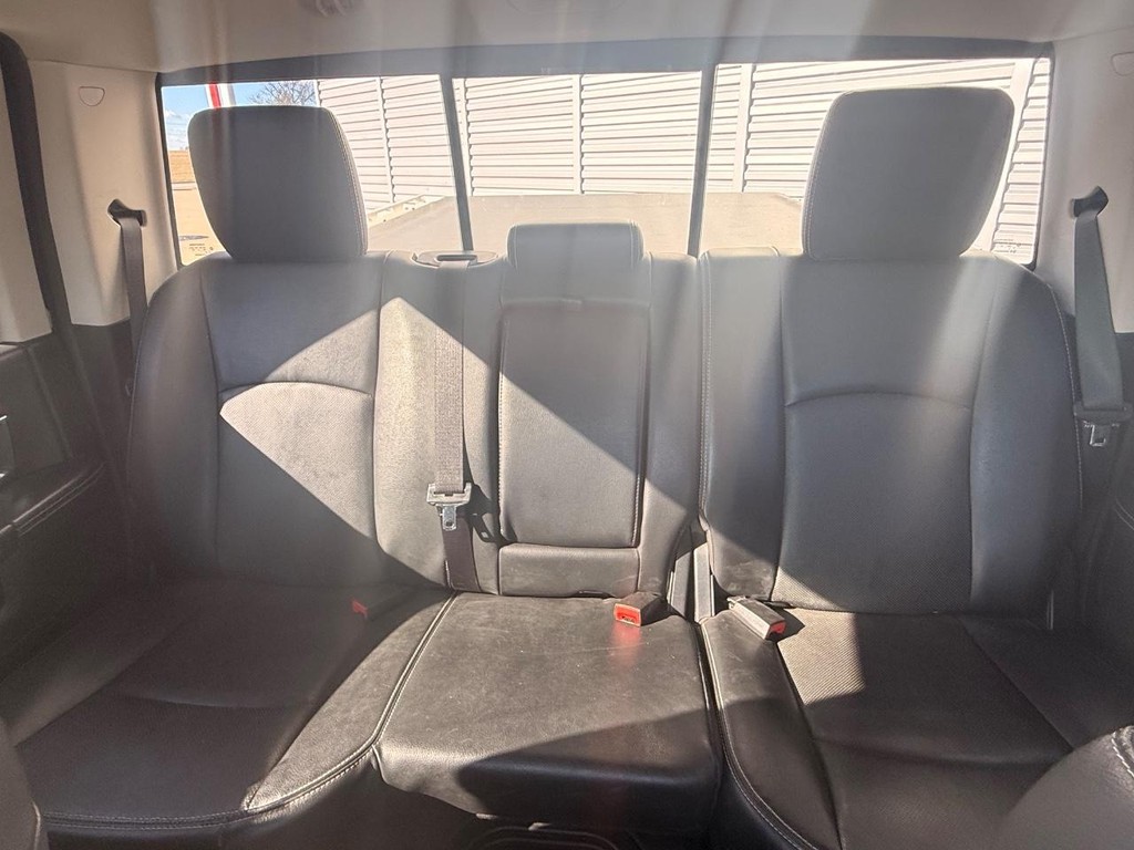 Ram 1500 Vehicle Full-screen Gallery Image 10