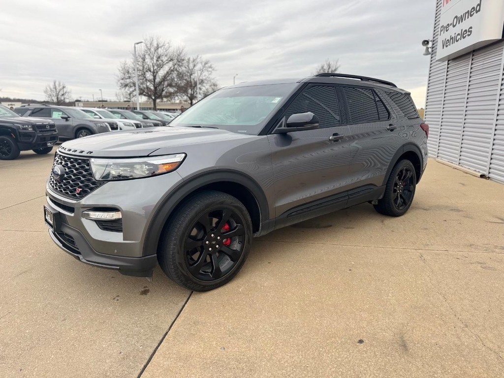 Ford Explorer Vehicle Full-screen Gallery Image 05