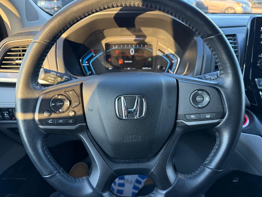 Honda Odyssey Vehicle Full-screen Gallery Image 20