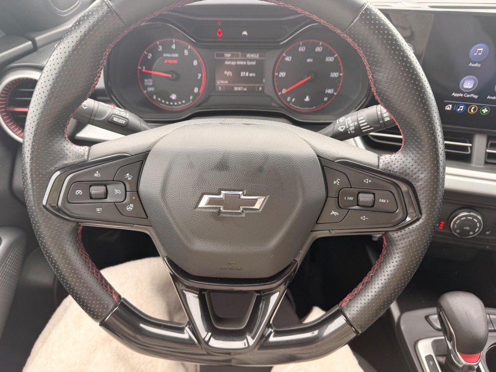 Chevrolet Trax Vehicle Full-screen Gallery Image 13