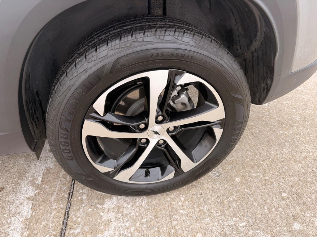 Chevrolet Trax Vehicle Full-screen Gallery Image 21