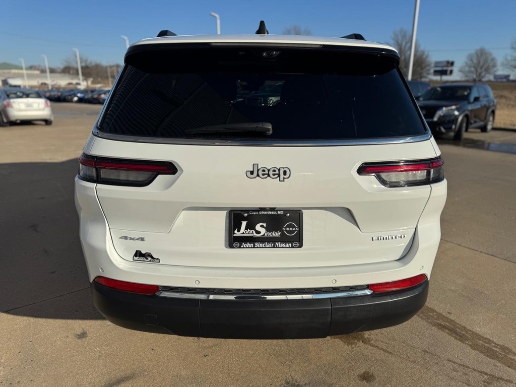 Jeep Grand Cherokee L Vehicle Full-screen Gallery Image 26