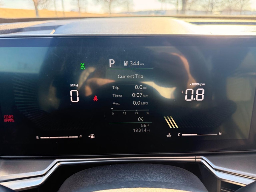 Kia Sorento Vehicle Full-screen Gallery Image 09