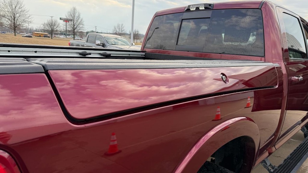 Ram 3500 Vehicle Full-screen Gallery Image 17