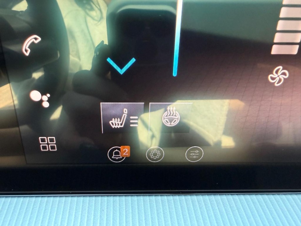 Nissan MURANO Vehicle Full-screen Gallery Image 08