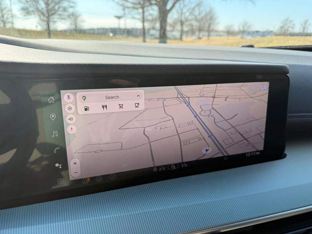 Nissan MURANO Vehicle Full-screen Gallery Image 12