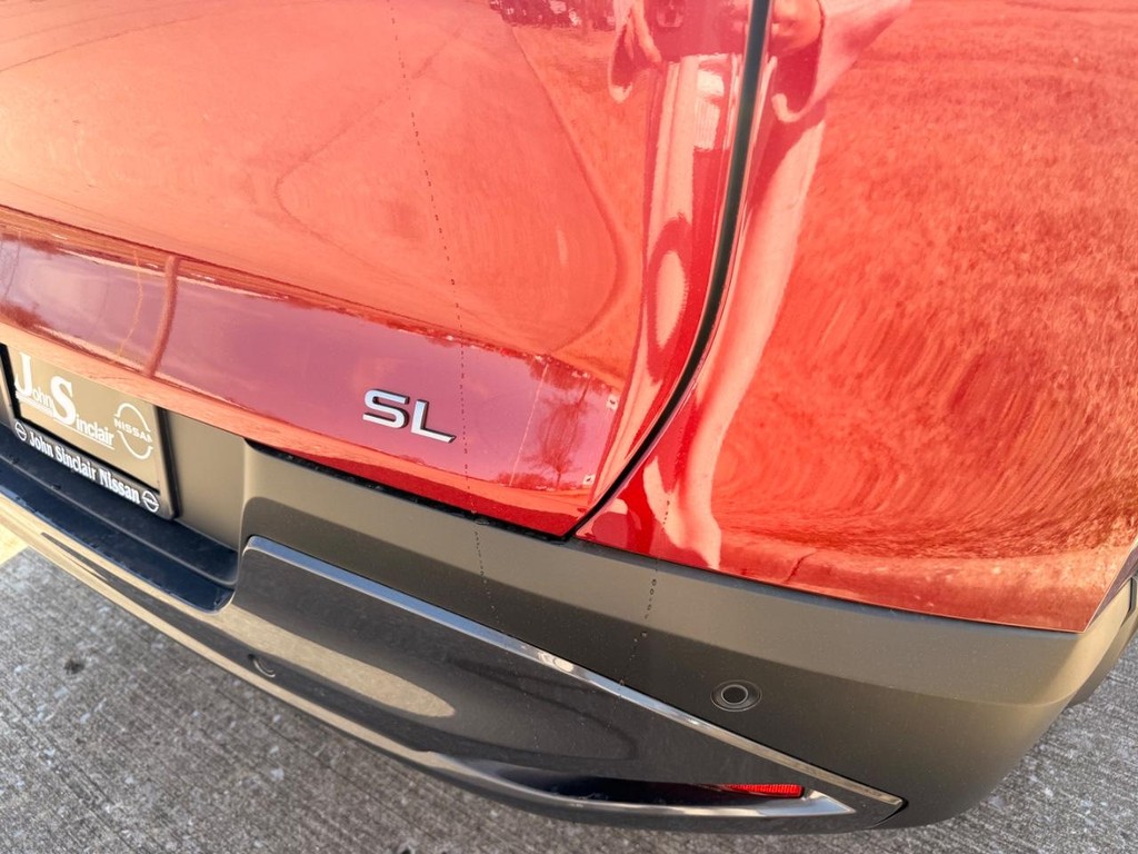 Nissan MURANO Vehicle Full-screen Gallery Image 30