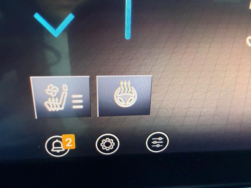 Nissan Murano Vehicle Full-screen Gallery Image 09