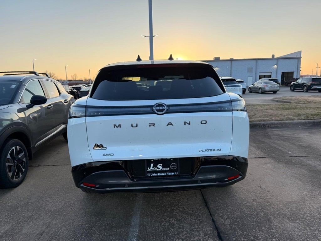 Nissan Murano Vehicle Full-screen Gallery Image 31