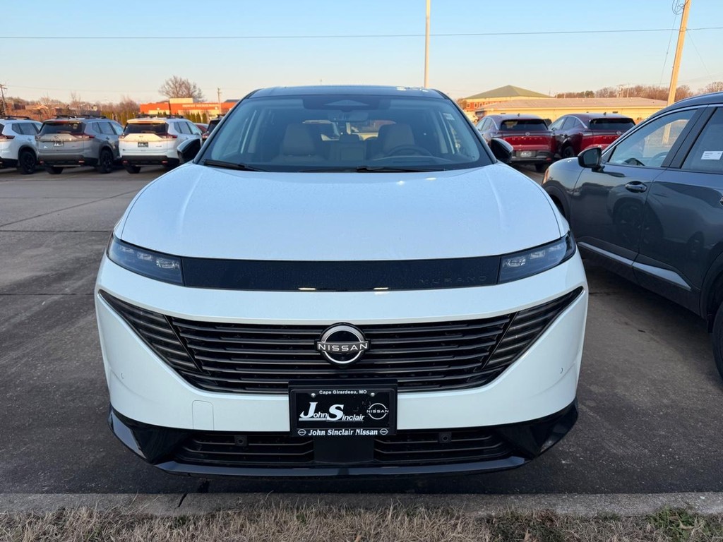 Nissan Murano Vehicle Full-screen Gallery Image 33