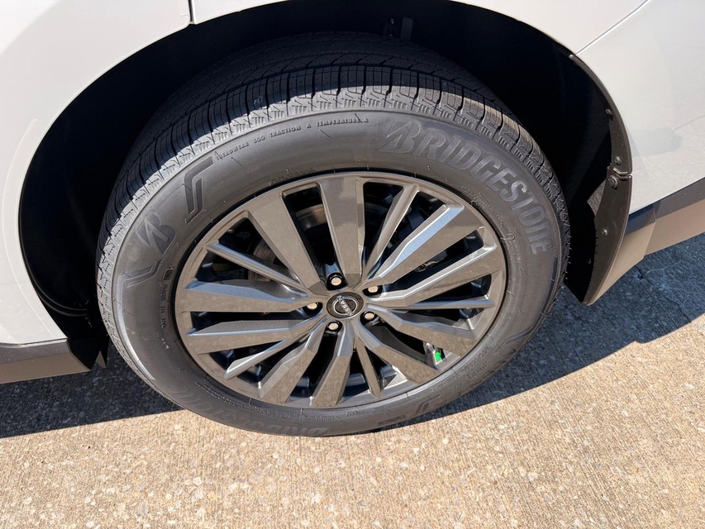 Nissan Murano Vehicle Full-screen Gallery Image 30