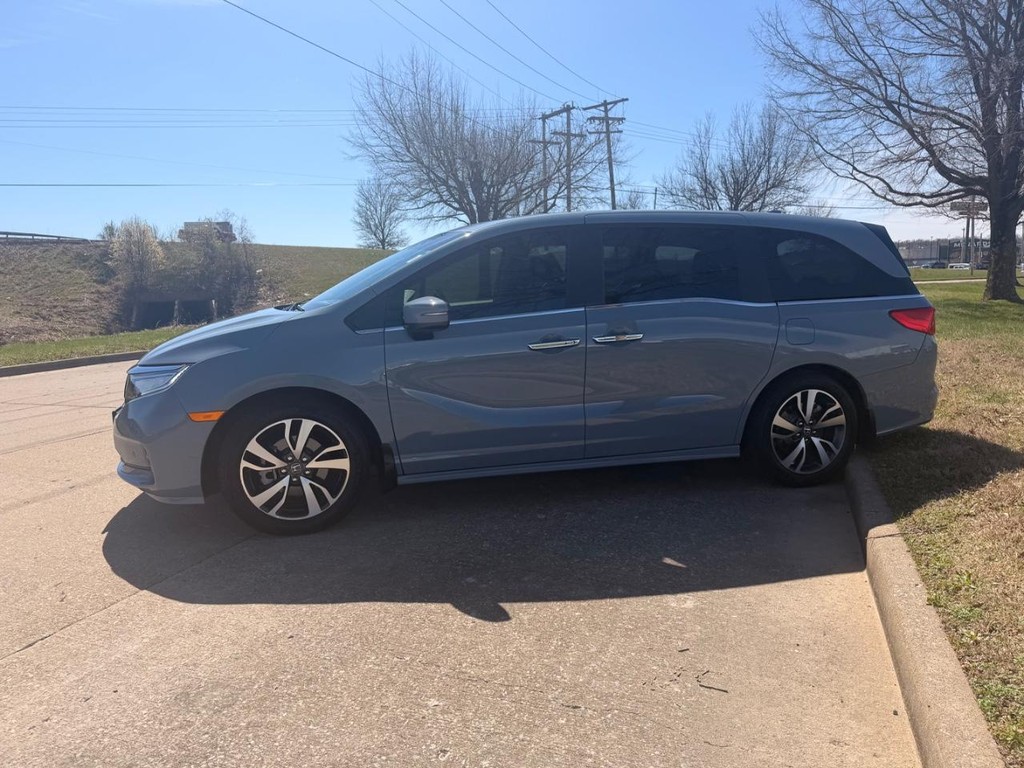 Honda Odyssey Vehicle Full-screen Gallery Image 05