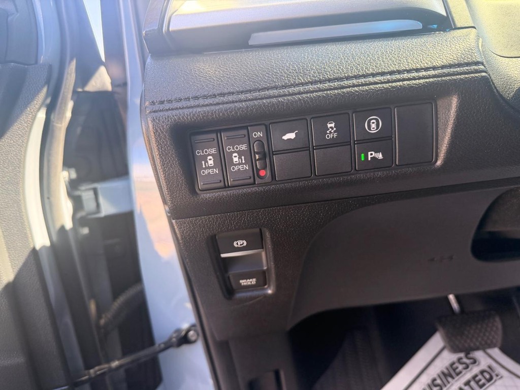 Honda Odyssey Vehicle Full-screen Gallery Image 09