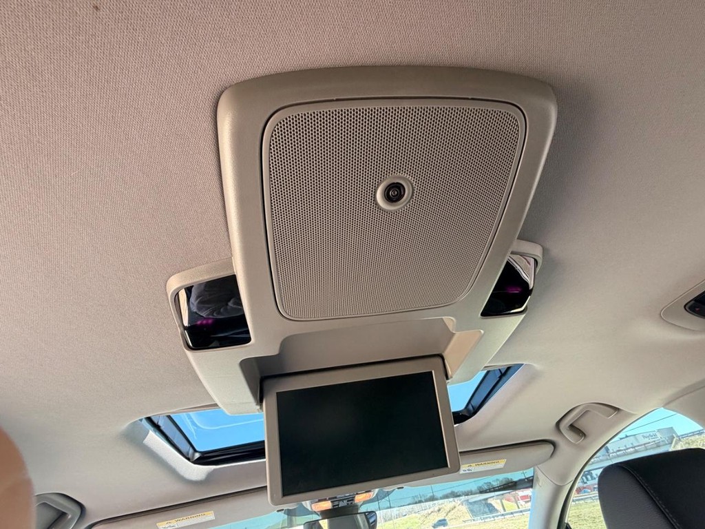 Honda Odyssey Vehicle Full-screen Gallery Image 22