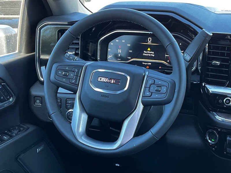 GMC Sierra 2500HD Vehicle Image 08