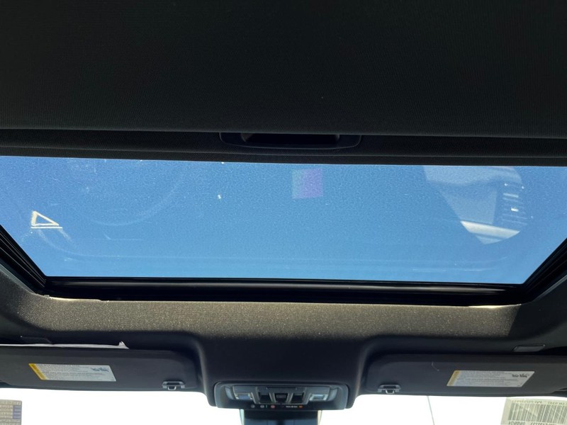 GMC Sierra 2500HD Vehicle Image 07