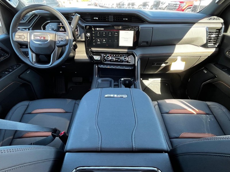 GMC Sierra 2500HD Vehicle Image 08
