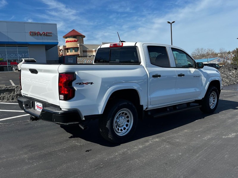 Chevrolet Colorado Vehicle Image 04