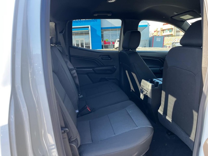 Chevrolet Colorado Vehicle Image 05