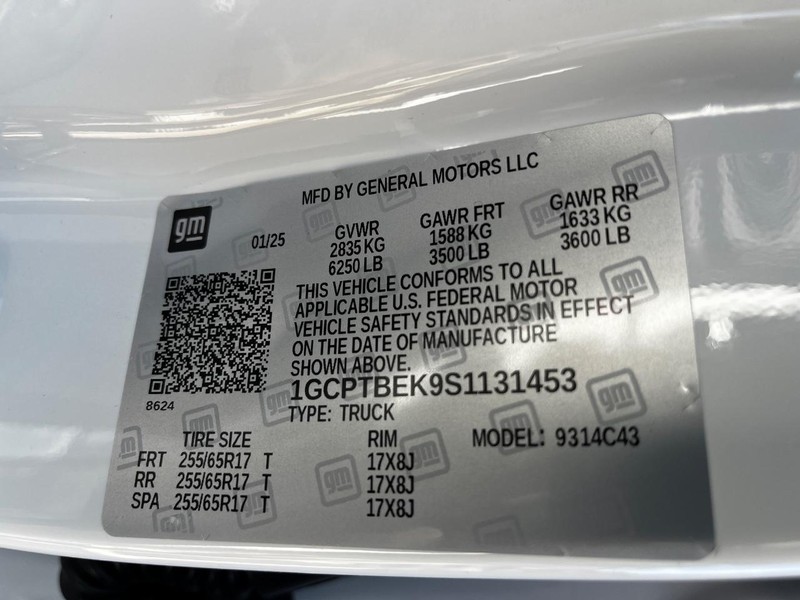 Chevrolet Colorado Vehicle Image 17