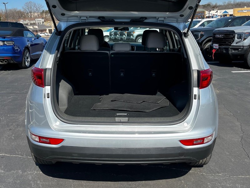 Kia Sportage Vehicle Image 05