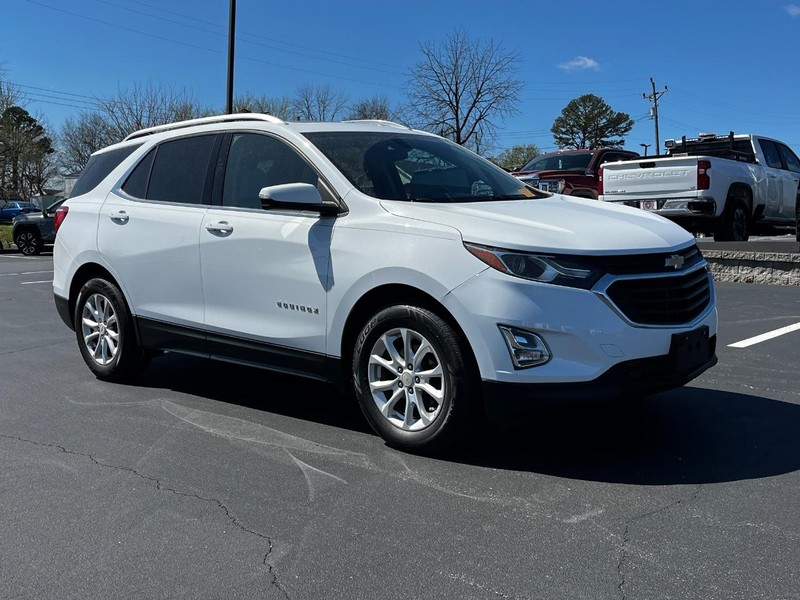 Chevrolet Equinox Vehicle Image 02