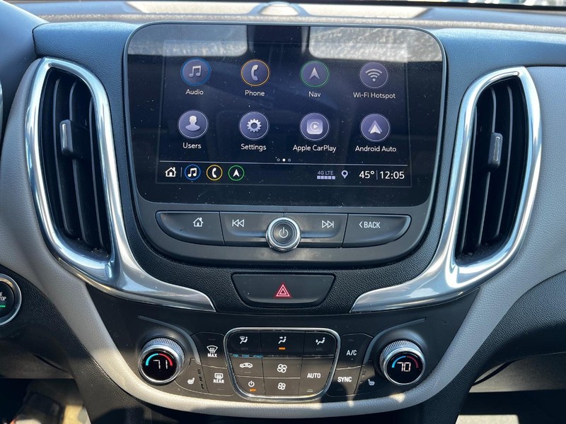 Chevrolet Equinox Vehicle Image 21