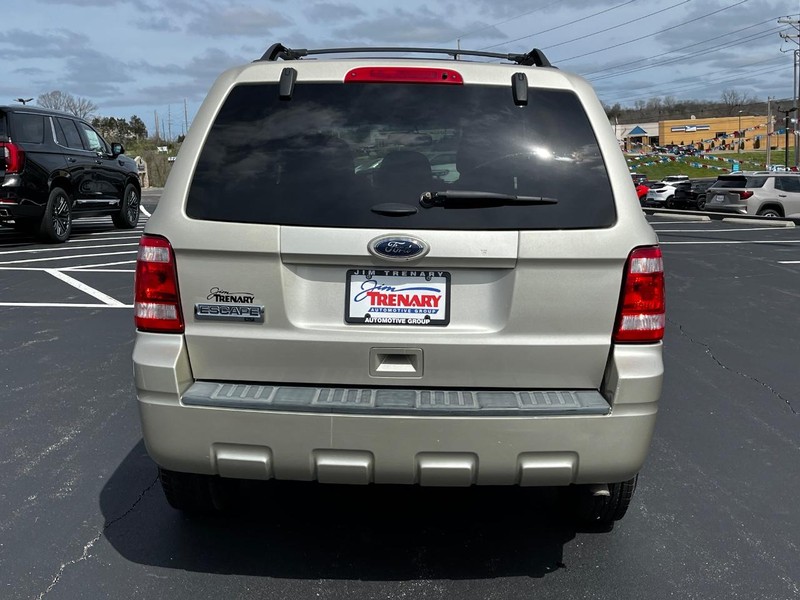 Ford Escape Vehicle Image 04