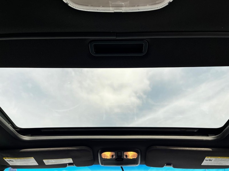 Ford Escape Vehicle Image 11